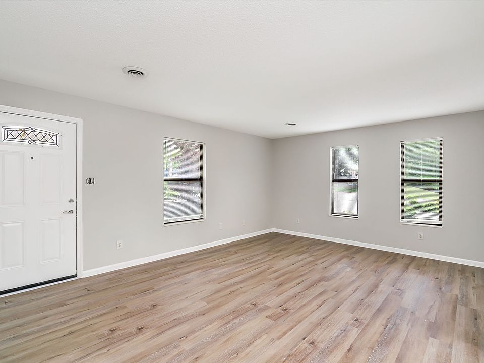1st image of 2012 Belle Terra Rd APT A