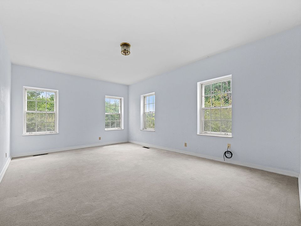 40th image of 162 Grizzell Ln