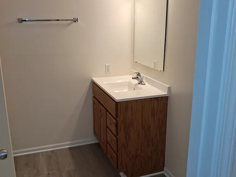 7584 Whitcomb St #B — Photo 10