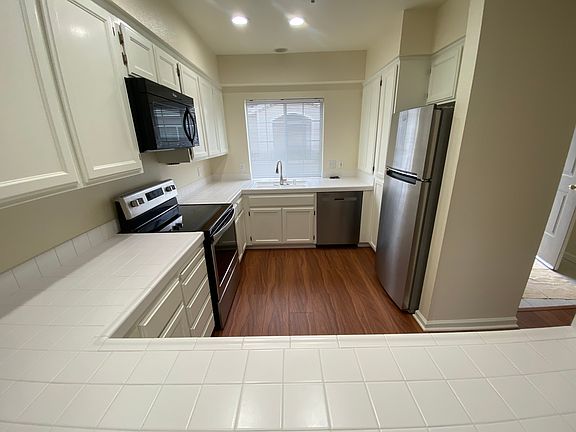 3rd image of 1579 S Novato Blvd APT 302