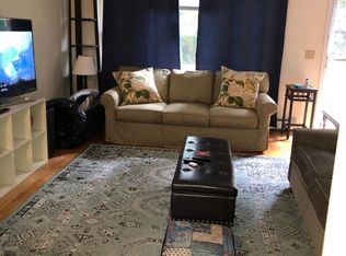 132 Stephens Ln, Fairfield, CT 06824