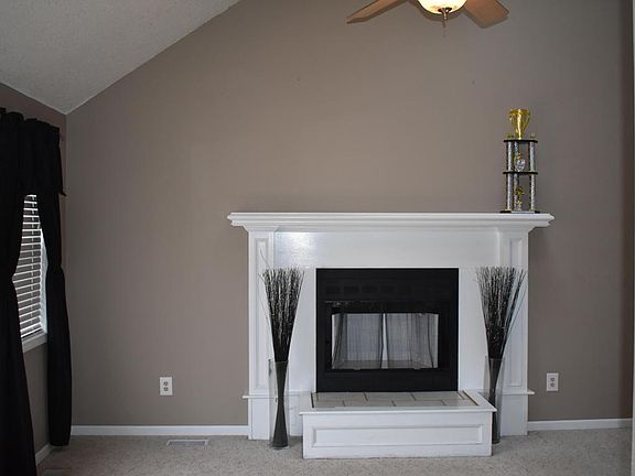 3rd image of 519 N 4th St