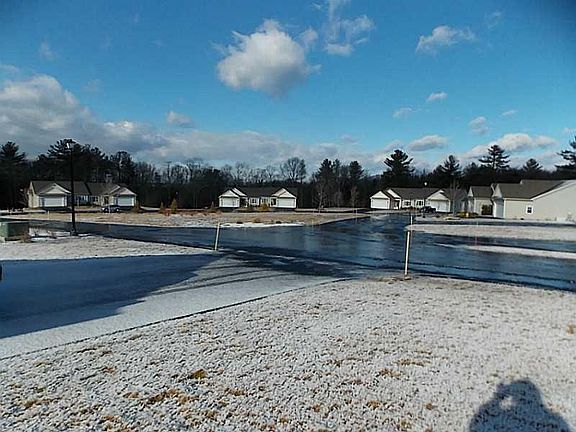 3rd image of 56 Country Meadow Ln #56