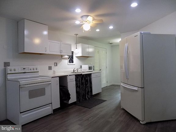 3rd image of 29243 Kuhn Ln