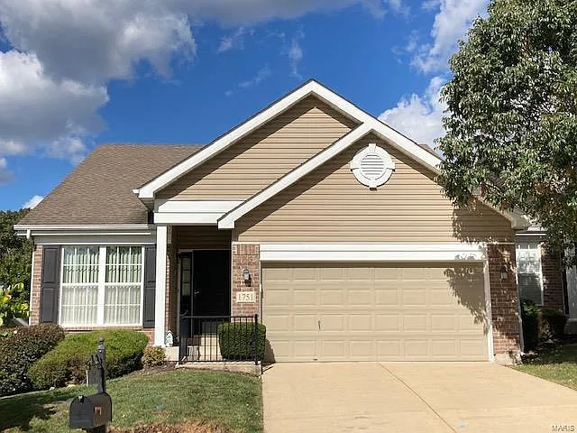 1751 Preston Centre Dr photo 1