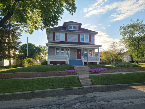 112 Beaver St, Beaver Dam, WI 53916