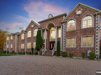 24 Tulip Tree Lane, Alpine, NJ, 07620