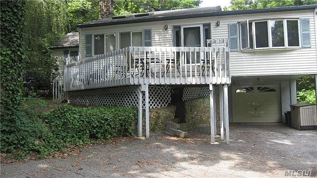 2nd image of 32 Knoll Top Rd