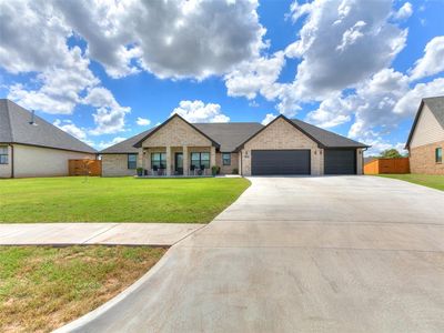 1104 Redbud Cir, Chickasha, OK, 73018