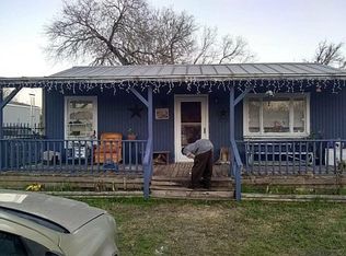 215 County Road 6842, Lytle, TX 78052