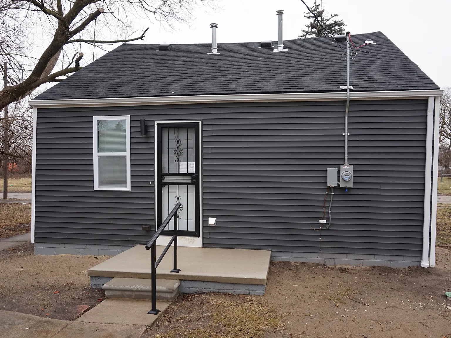 2 bed, 800 sqft, $1,200 — Photo 2