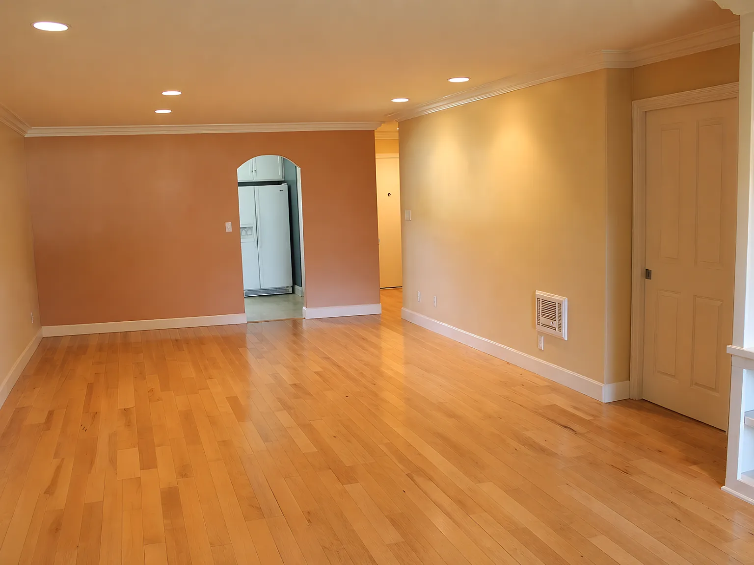 2 bed, 1200 sqft, $3,200 — Photo 3