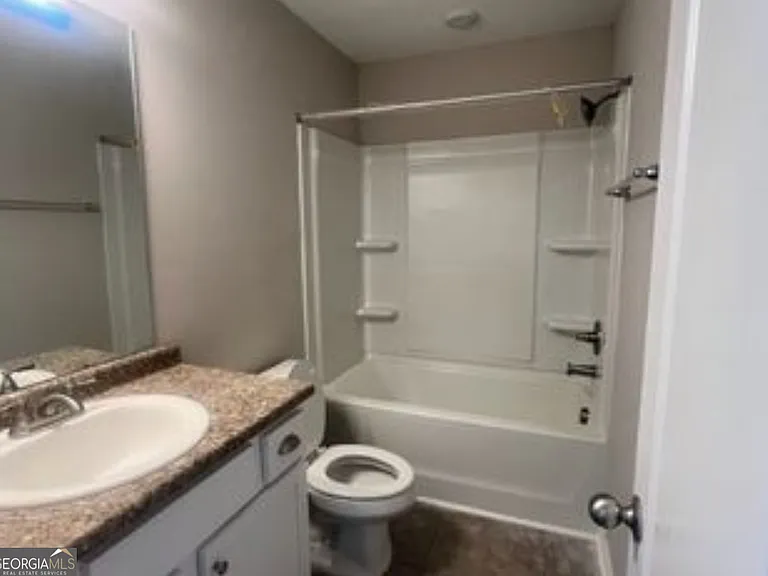 135 Sams Dr — Photo 21