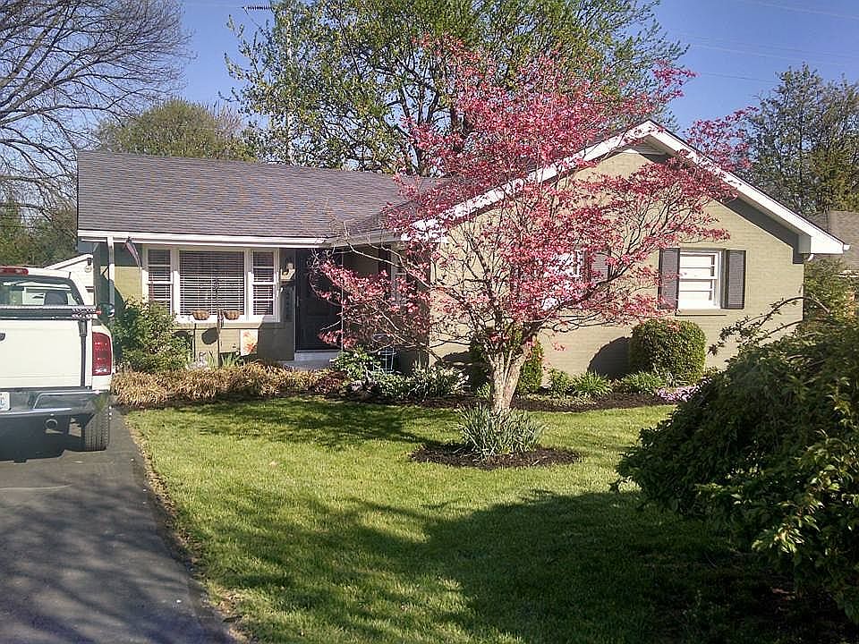 2nd image of 2456 Eastway Dr