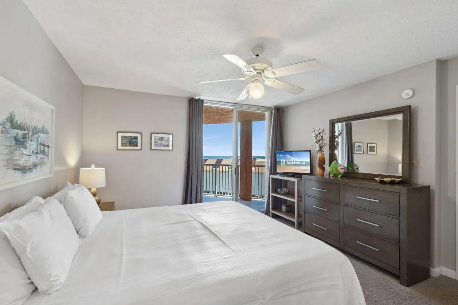 2 bed, 2.0 bath, 1033 sqft, $3,319 — Photo 4