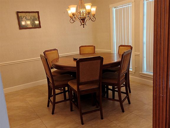 5th image of 3446 Mimosa Way