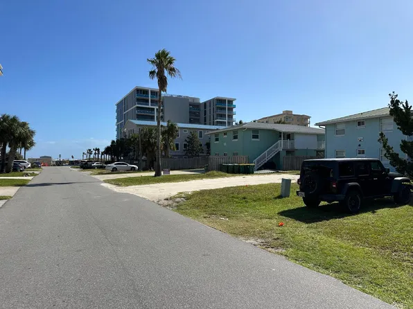 134 14th Ave S, Jacksonville Beach, FL 32250