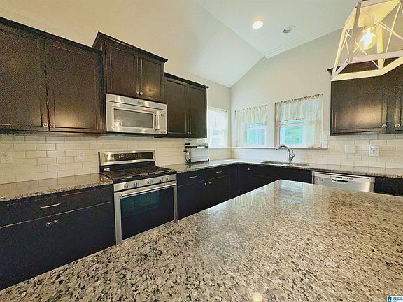 3rd image of 105 Shelby Farms Dr