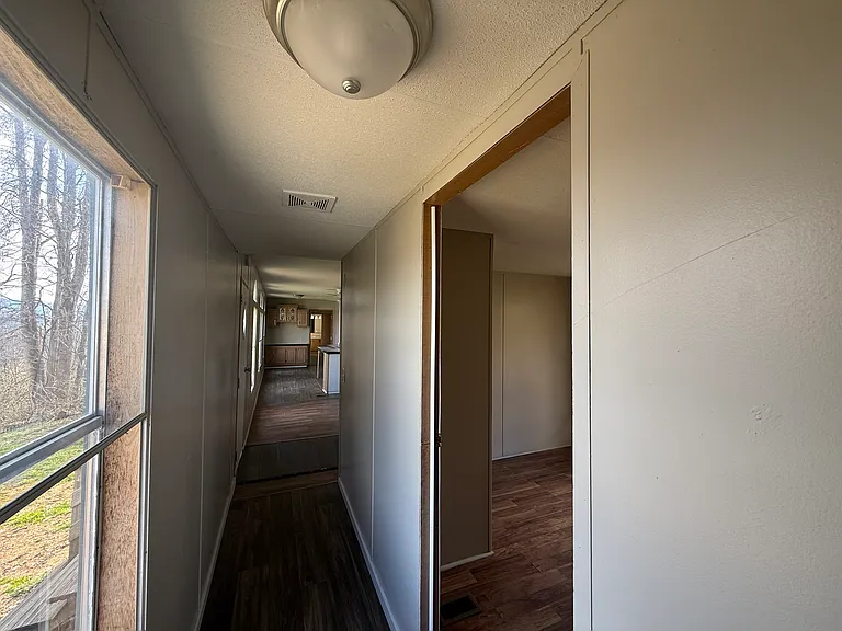 897 Oakpark Dr — Photo 9