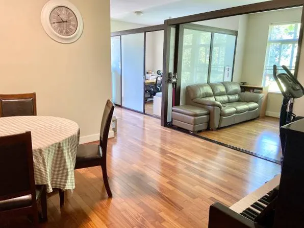 6279 Eagles Dr, Burnaby, BC V5E 1W8