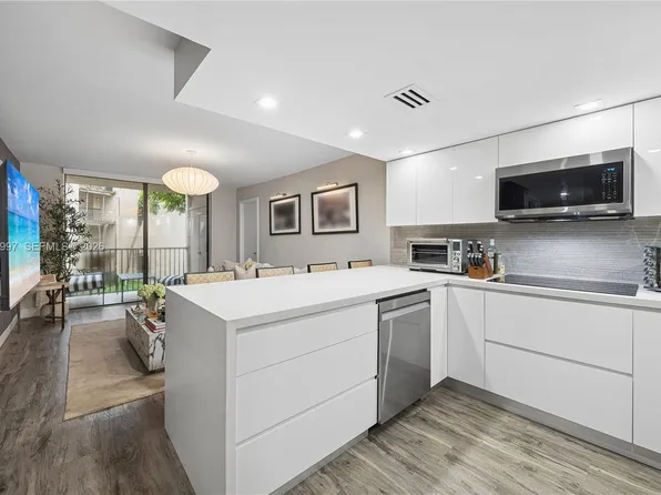 14601 N Kendall Dr #206K, Miami, FL 33183