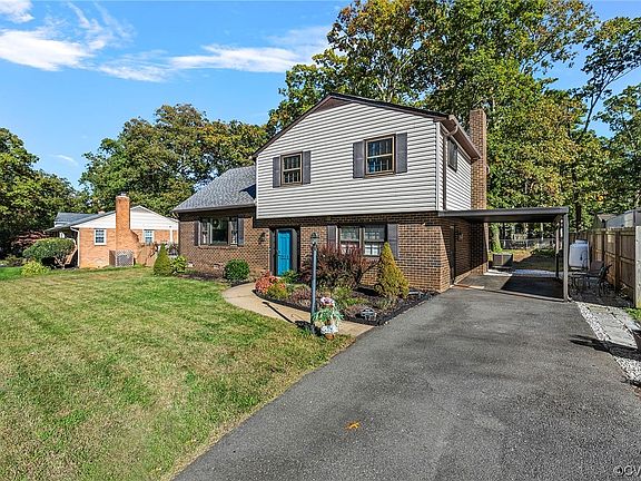 2nd image of 2221 Greenfield Dr