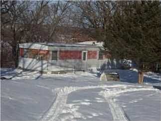 2nd image of 8618 NE Highway 69