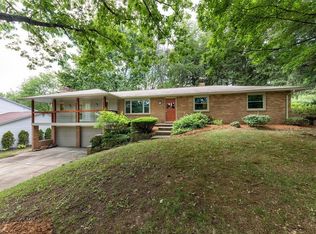 4142 Meadowview Dr NW, Canton, OH 44718