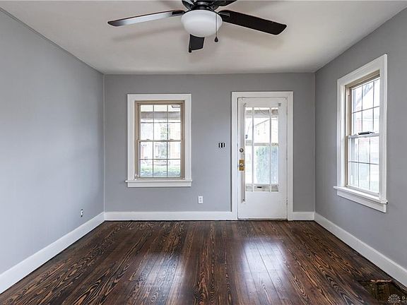 5th image of 904 Highridge Ave