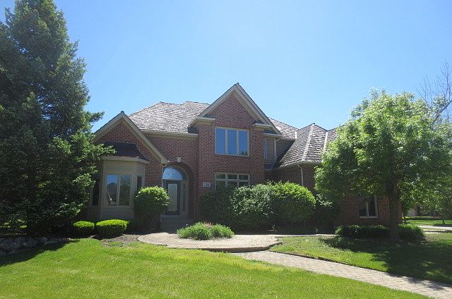 1st image of 2286 Brookwood Dr