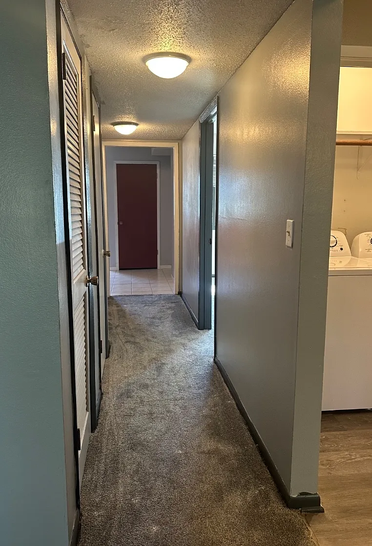 2 bed, 1100 sqft, $1,175 — Photo 4