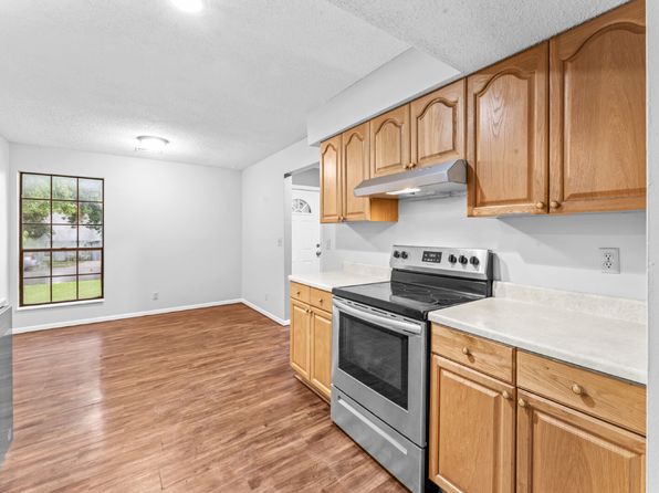 16107 W 141st Ter