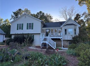 6055 Golden Lndg, Canton, GA 30114