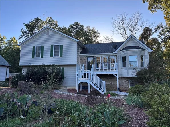6055 Golden Lndg, Canton, GA 30114
