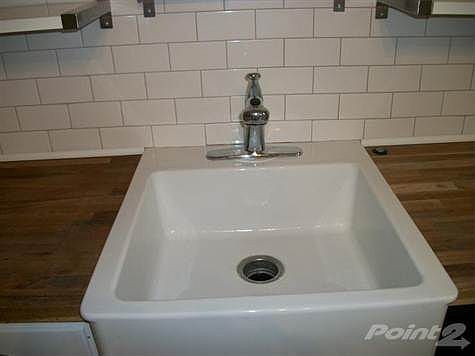 <b><marquee><font color=Red><font size=40> Farmers Sink with Disposal</b></marquee></font color=red<>/font size=40>