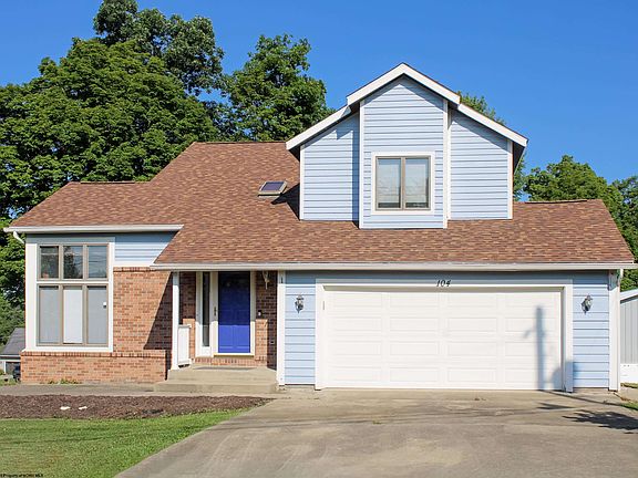 2nd image of 104 Parkview Dr