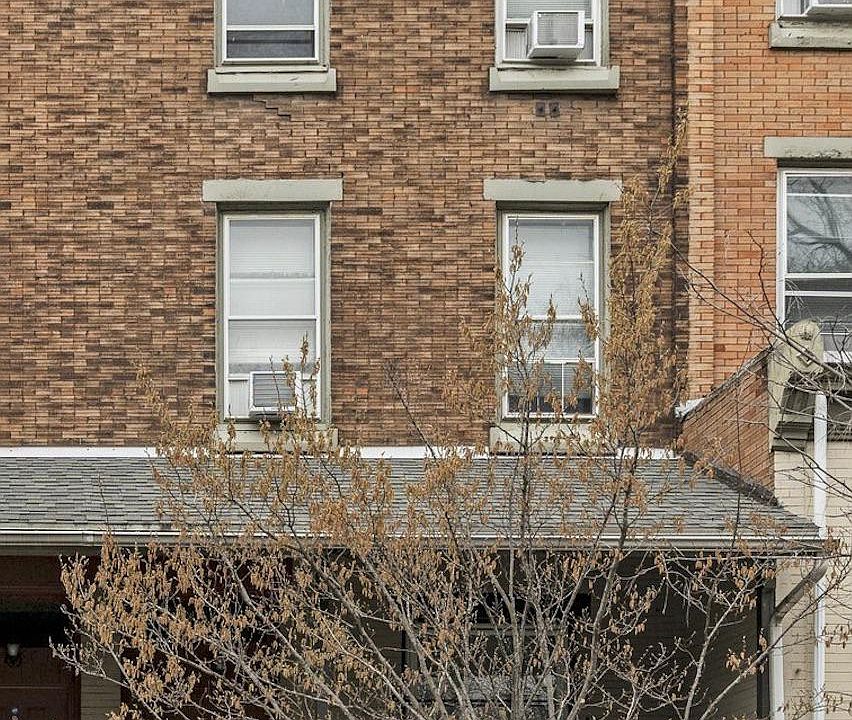1st image of 4125 Woodland Ave