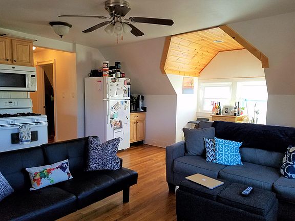 2nd image of 106 Caroline St APT 4