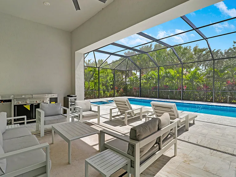 10909 Stellar Cir — Photo 37