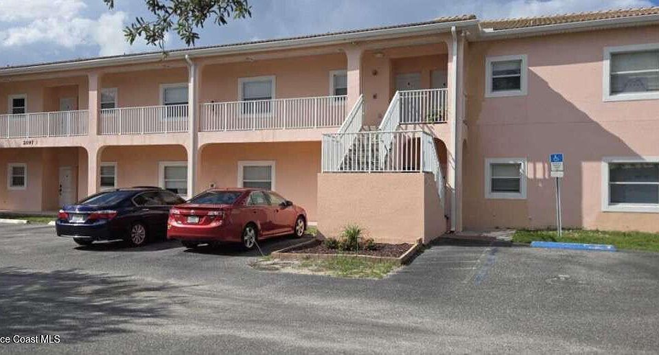 1st image of 2097 Hidden Grove Ln #102