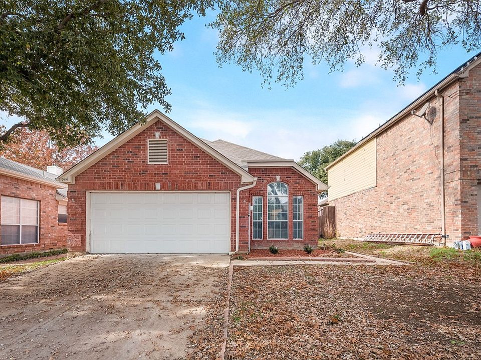 1st image of 934 Azalia Dr