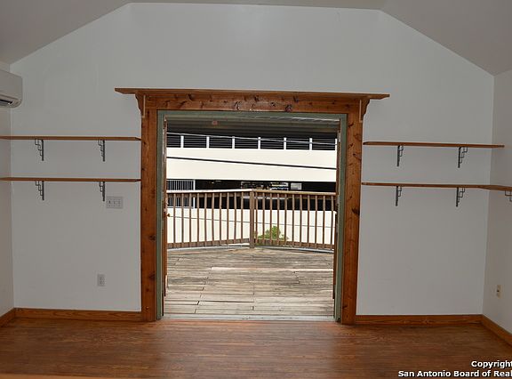 5th image of 414 Clay St #201&2