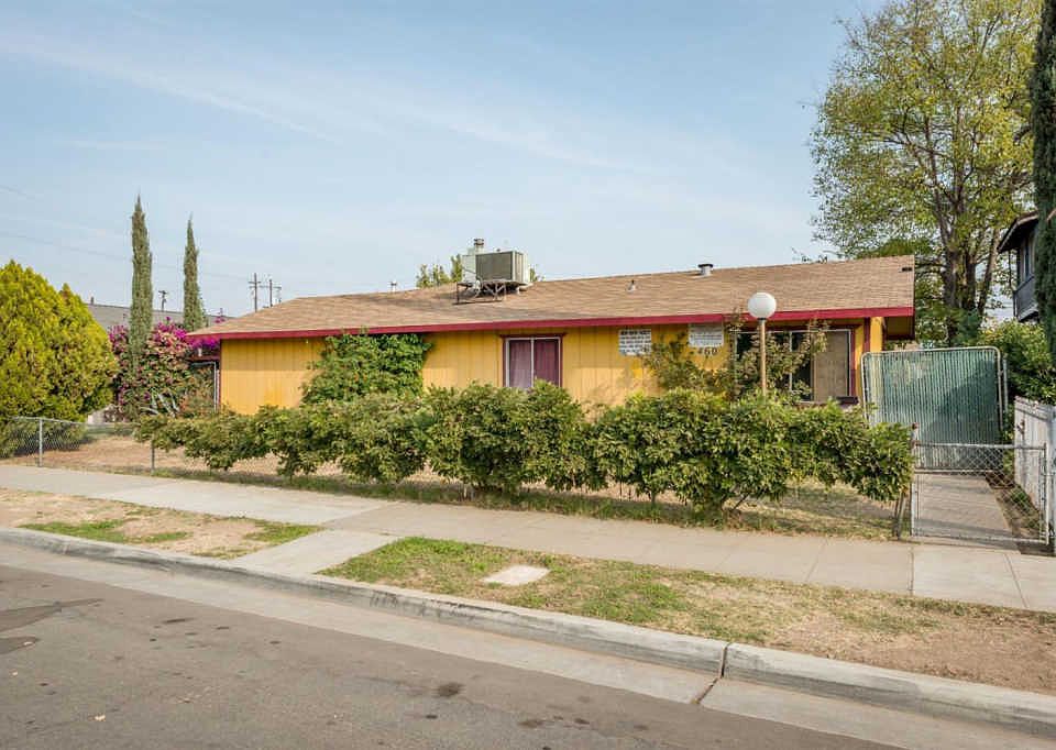 1st image of 460 N Calaveras St