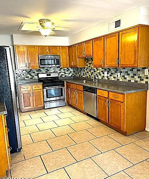 5813 Beaumont Pl — Photo 4