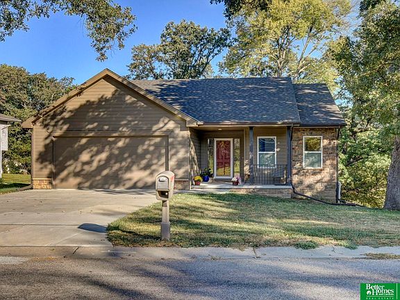 2nd image of 3712 Buccaneer Blvd