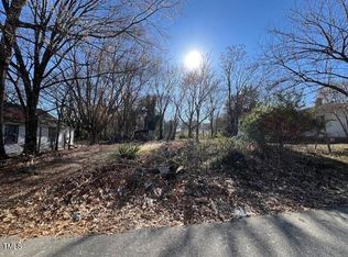 910 Gay St, Henderson, NC 27536