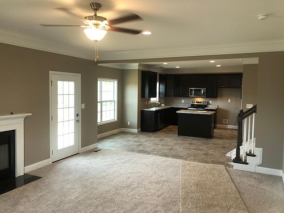 3rd image of 3114 Dominion Dr