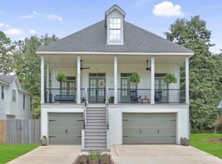 18123 Cusachs Dr, Covington, LA 70433