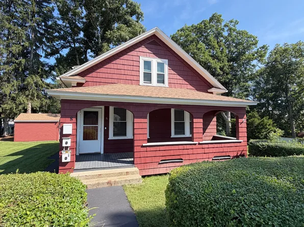 8 Elton St #1, Worcester, MA 01604