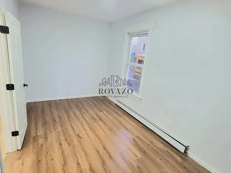 10 Rodwell Ave #1A — Photo 7